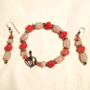 Pretty bracelet and earring set